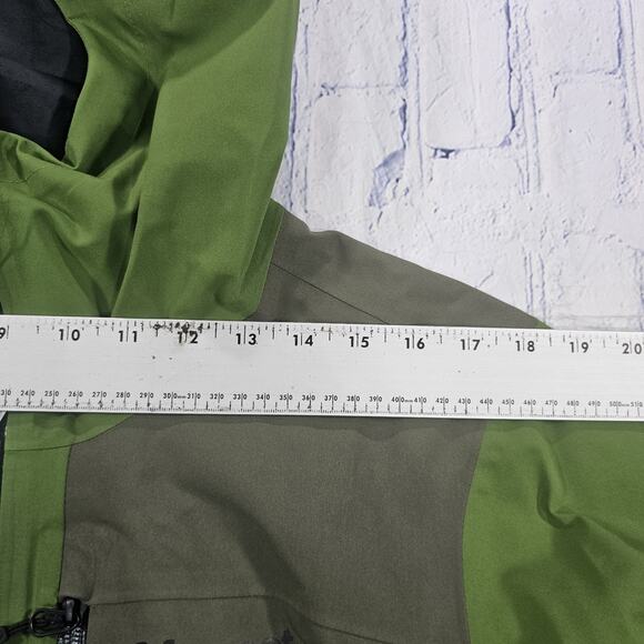 Marmot MENS SIZE S Refuge Snowboard Ski Winter Jacket Water Resistant - Picture 6 of 14